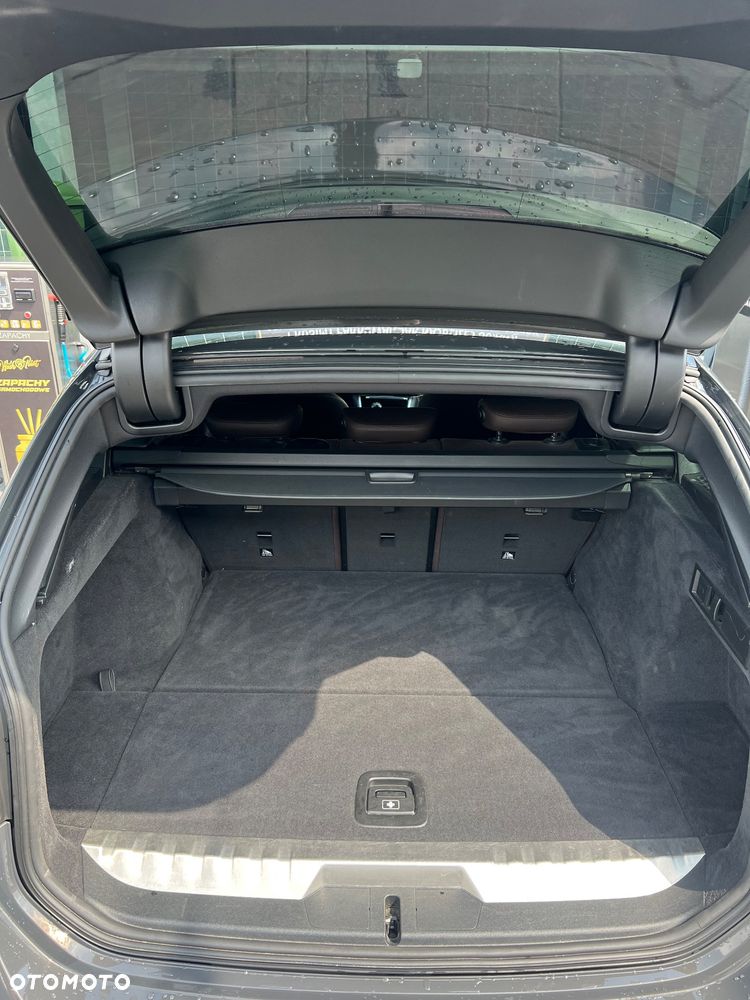 BMW Seria 3 330e Luxury Line - 17