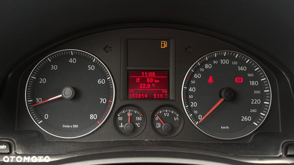 Volkswagen Golf 1.6 FSI Tour Edition - 11