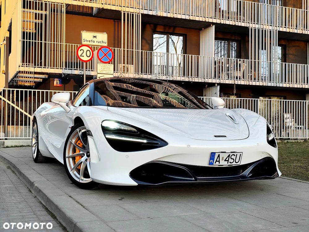 McLaren 720S Coupe Performance - 4