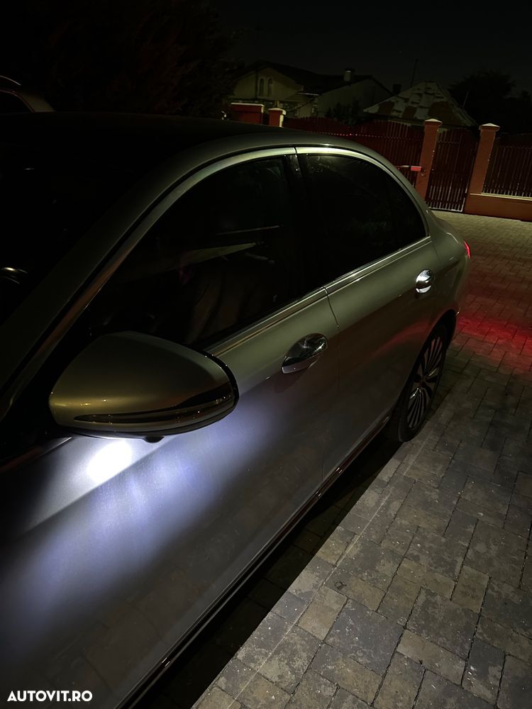 Mercedes-Benz E - 26