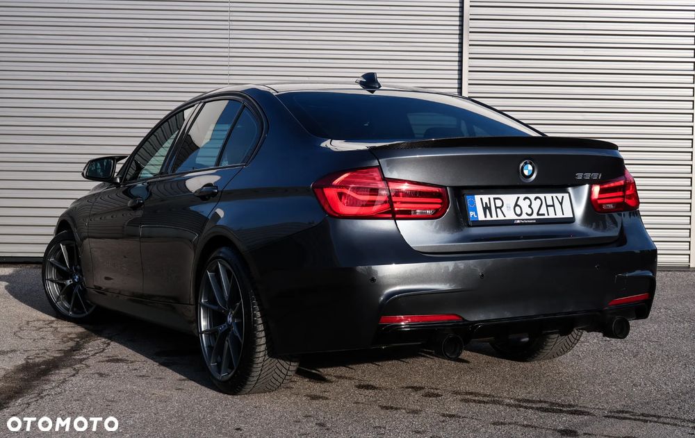 BMW Seria 3 335i xDrive M Sport - 13