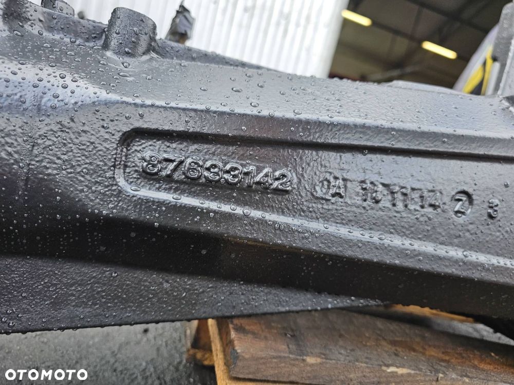 ZWOLNICA PRAWA PRZÓD STEYR 6230 CVT 87576875 PUMA - 4