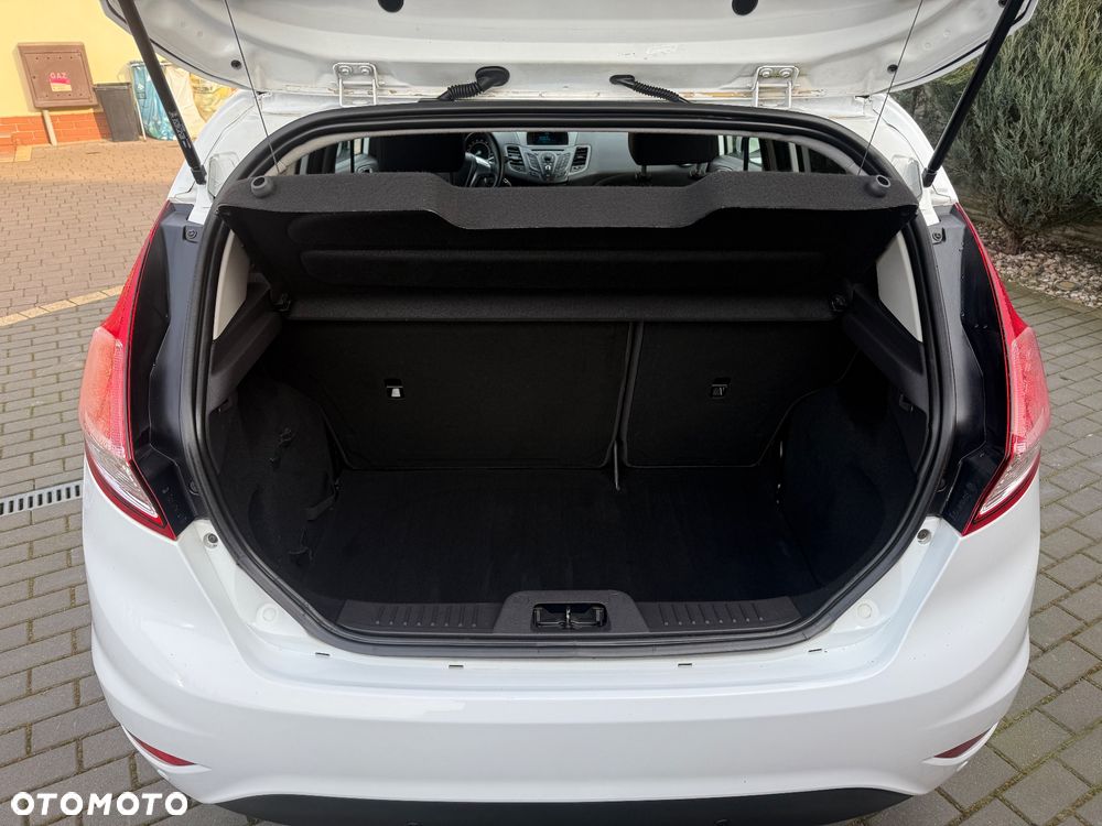 Ford Fiesta 1.0 Champions Edition - 15