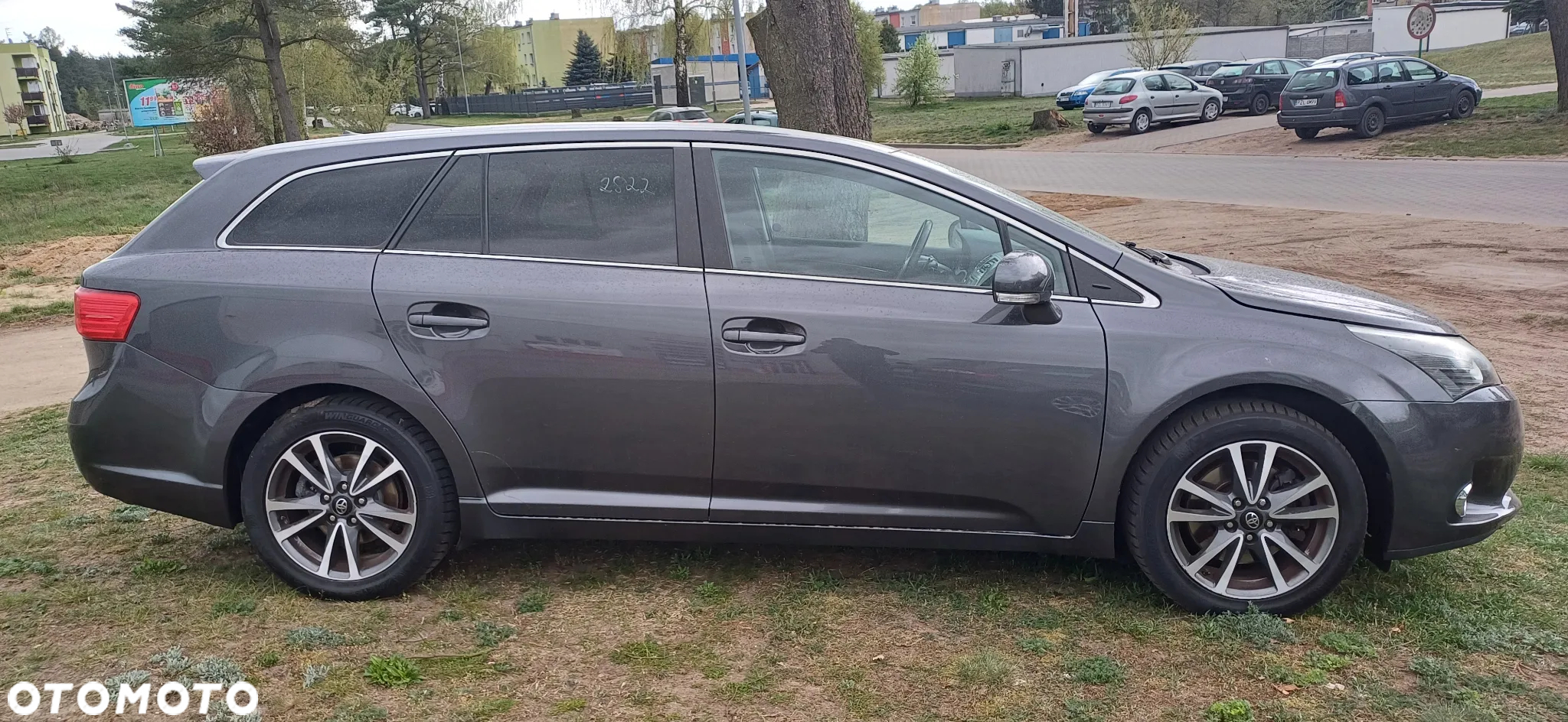 Toyota Avensis Combi 2.2 D-4D Automatik Edition (2014) - 4