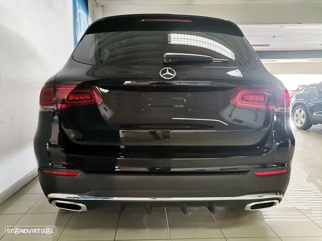 Mercedes-Benz GLC 300 e 4Matic - 4