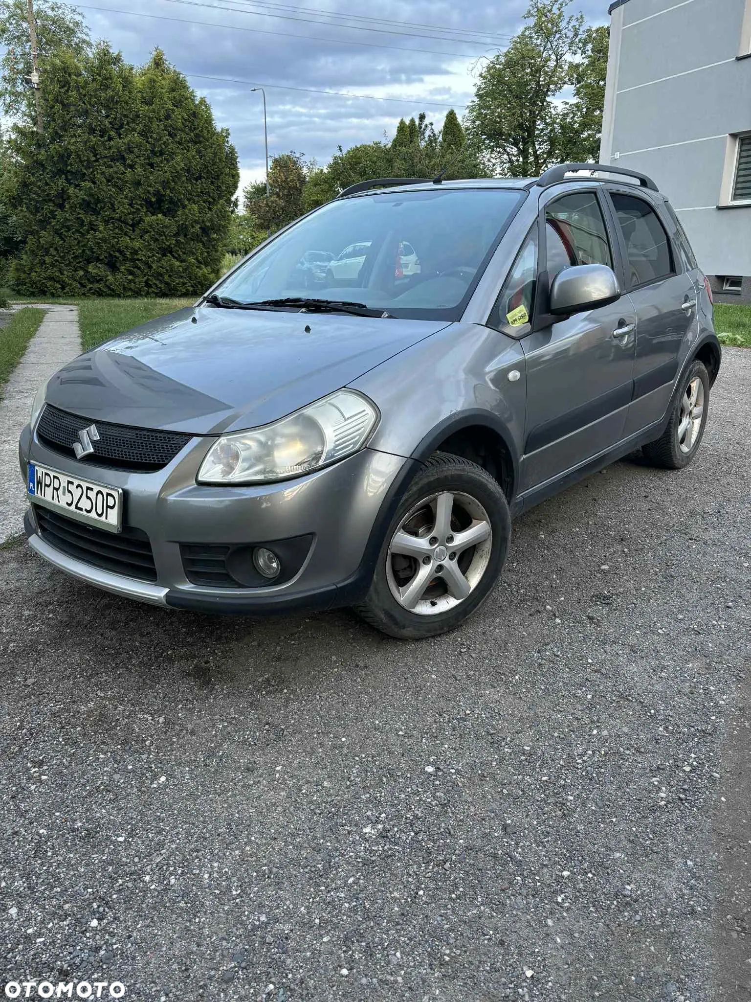 Suzuki SX4 1.6 GS / Premium - 1