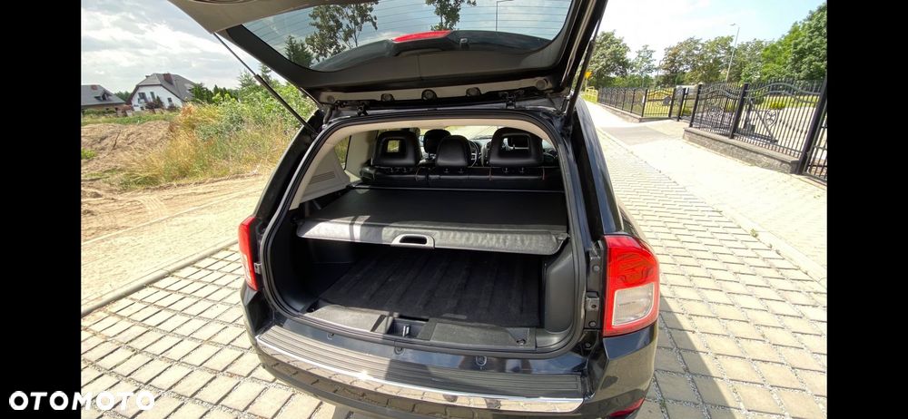 Jeep Compass - 23