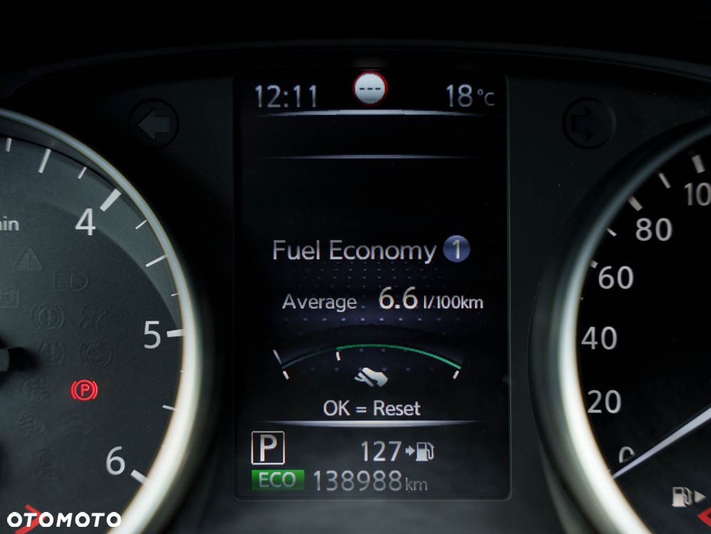 Nissan Qashqai 1.6 dCi Xtronic TEKNA+ - 34