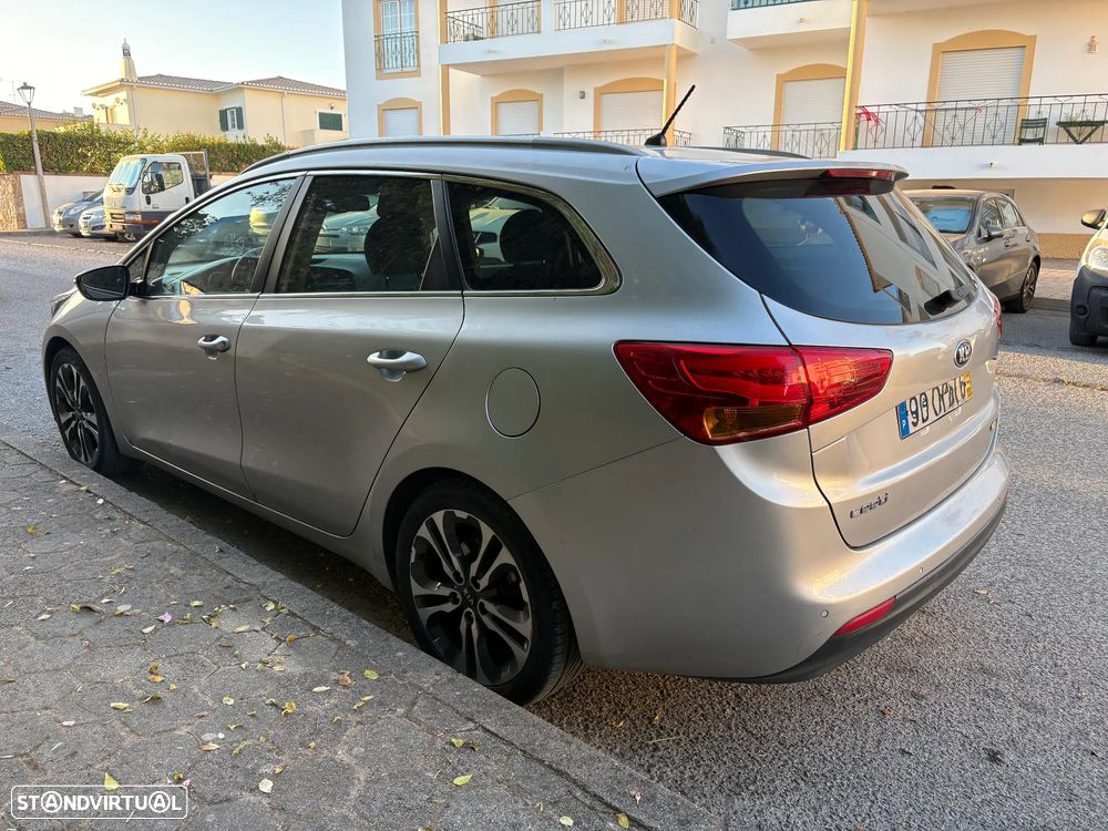 Kia Ceed SW 1.6 CRDi - 6