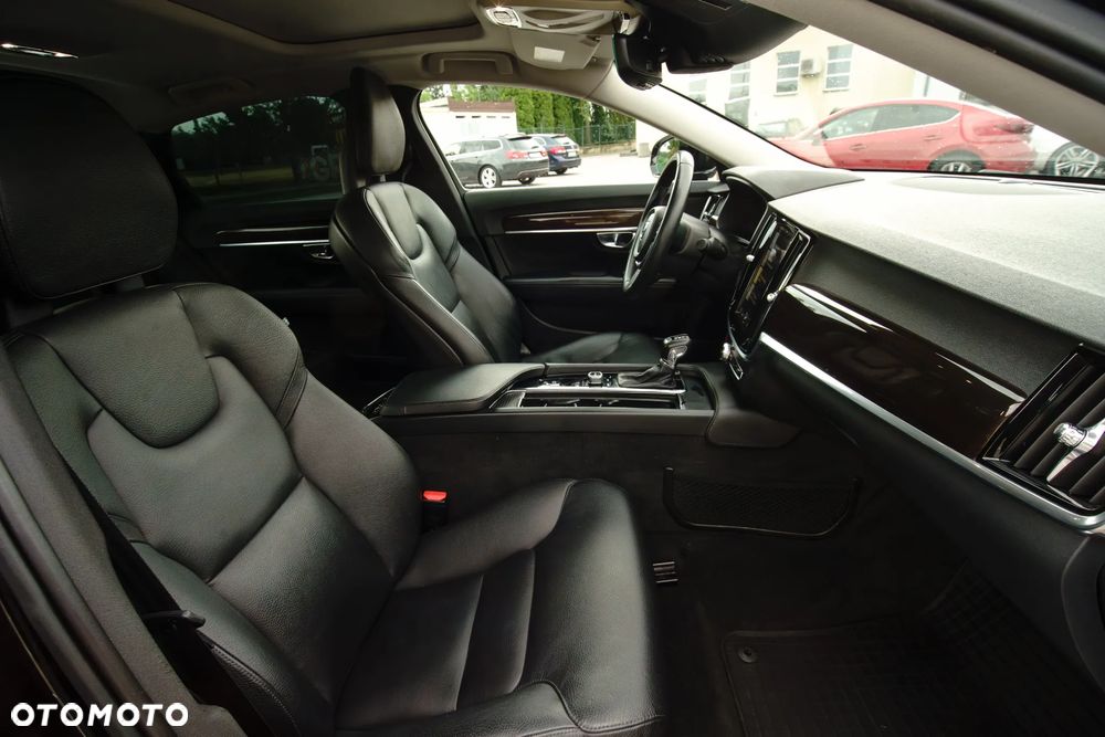 Volvo S90 T5 Momentum - 17