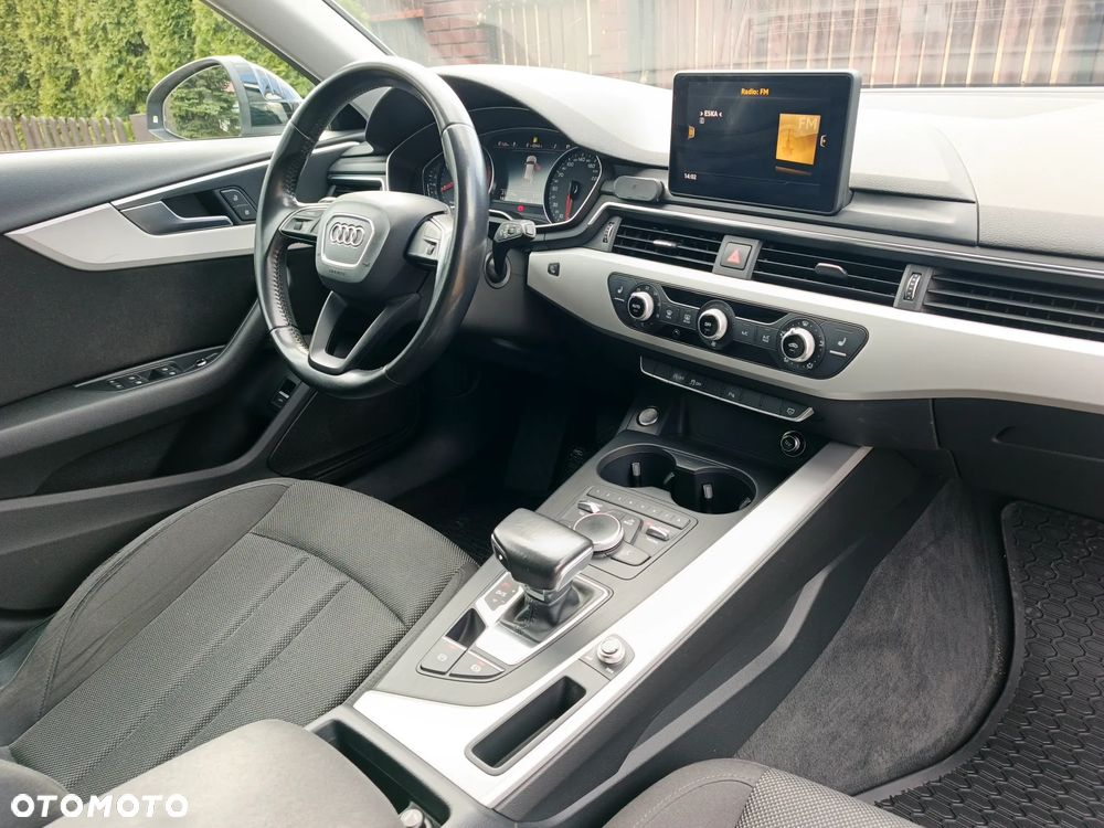 Audi A4 Avant 2.0 TDI Sport S tronic - 9