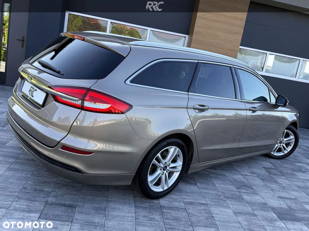 Ford Mondeo 2.0 TDCi Titanium PowerShift - 6