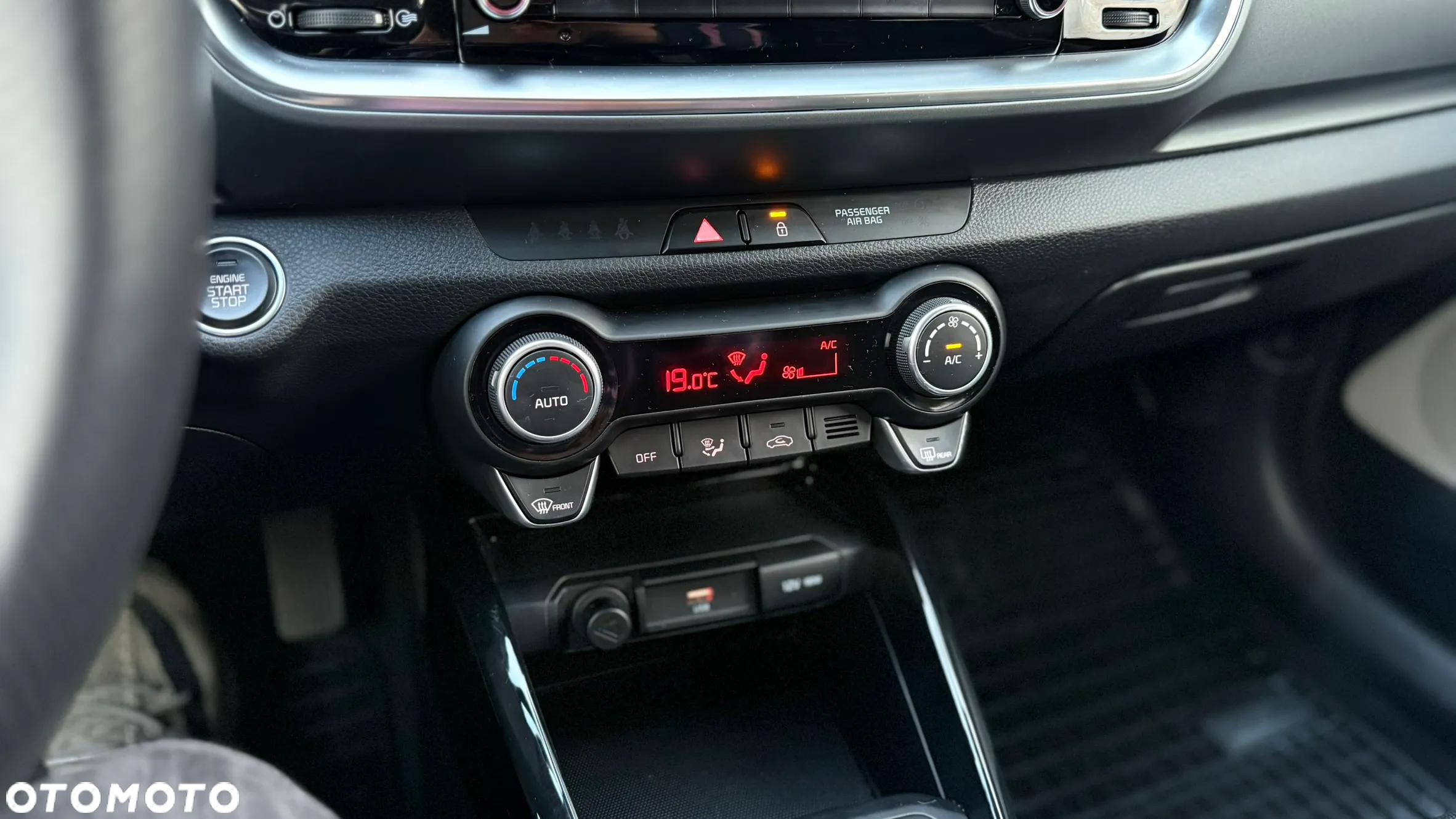 Kia Stonic 1.2 L Business Line - 15