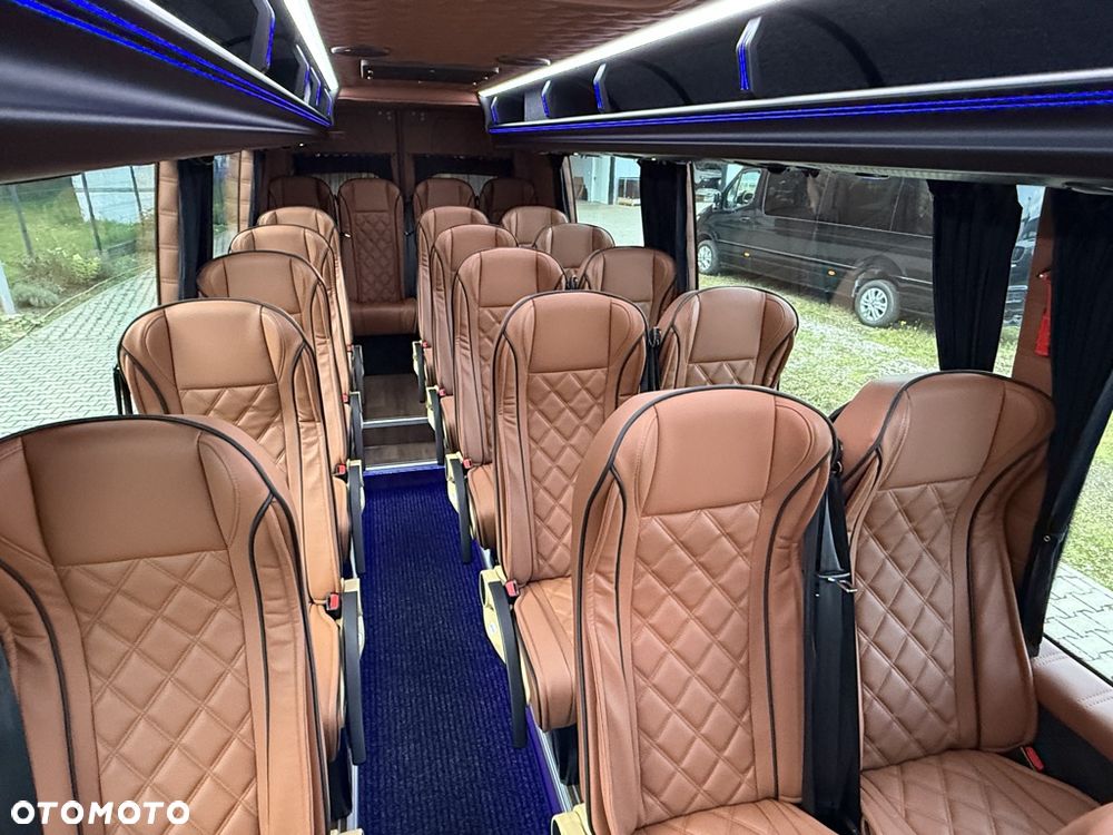 Mercedes-Benz Sprinter 519 Panoramic Line | JD - 15