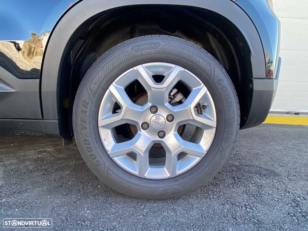 Jeep Avenger 1.2 GSE T3 Altitude - 24