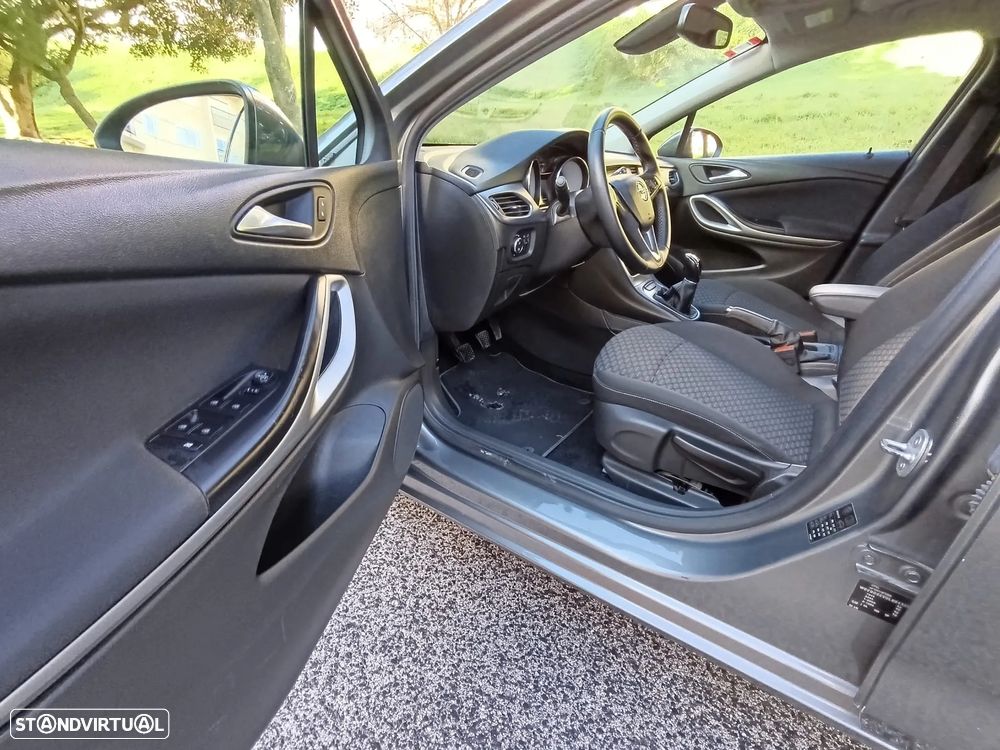 Opel Astra Sports Tourer 1.5 D Business Edition S/S - 13