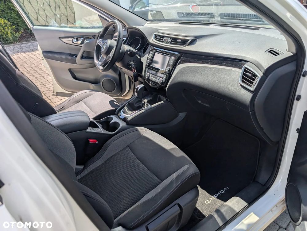 Nissan Qashqai 1.3 DIG-T Acenta DCT - 14