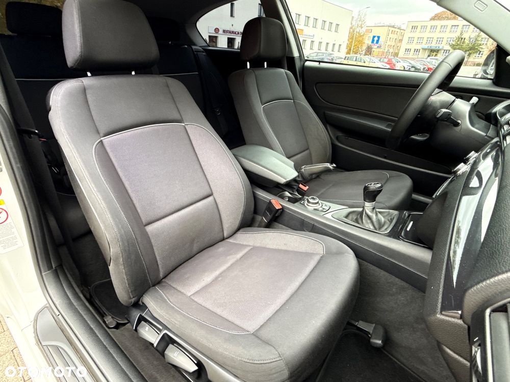 BMW Seria 1 - 26