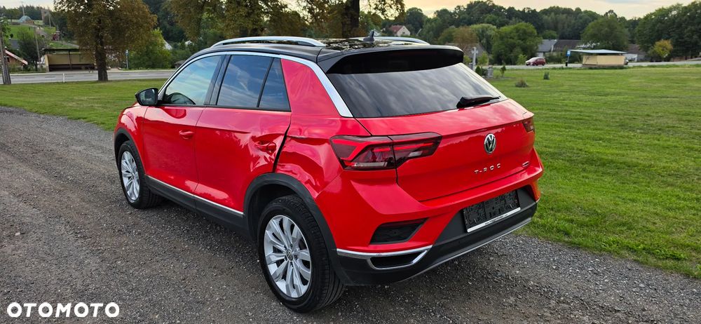 Volkswagen T-Roc - 8