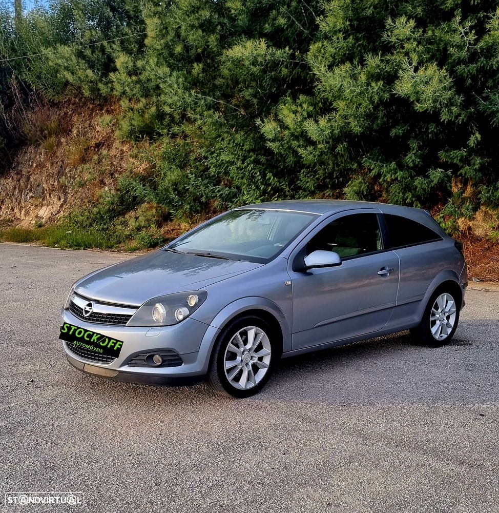Opel Astra GTC 1.7 CDTi - 3