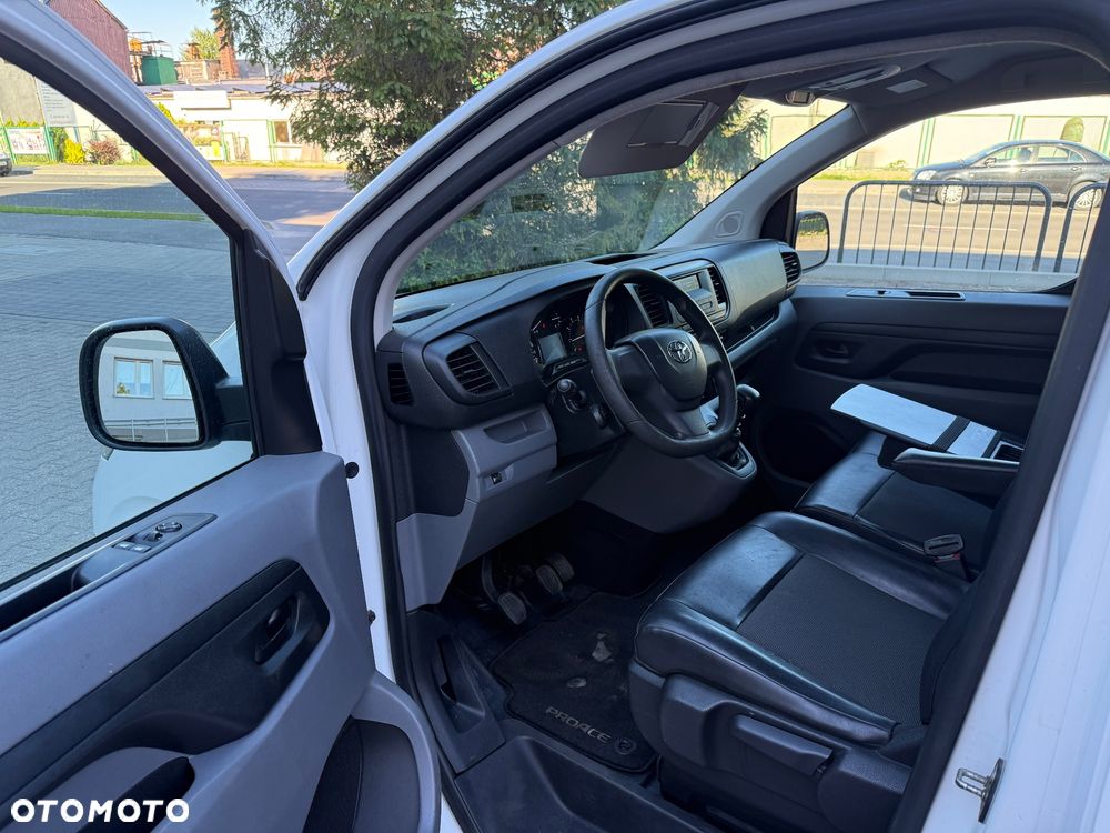 Toyota ProAce - 16