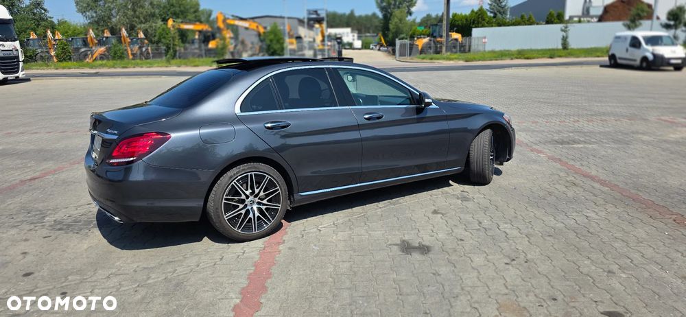 Mercedes-Benz Klasa C 300 7G-TRONIC - 4