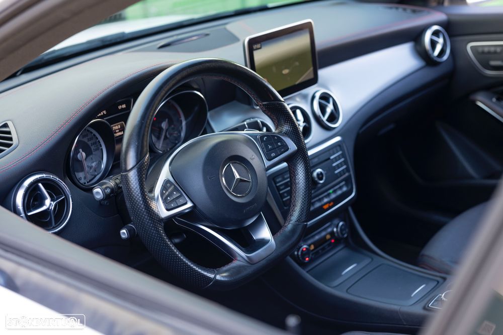 Mercedes-Benz CLA 220 d 7G-DCT AMG Line - 19