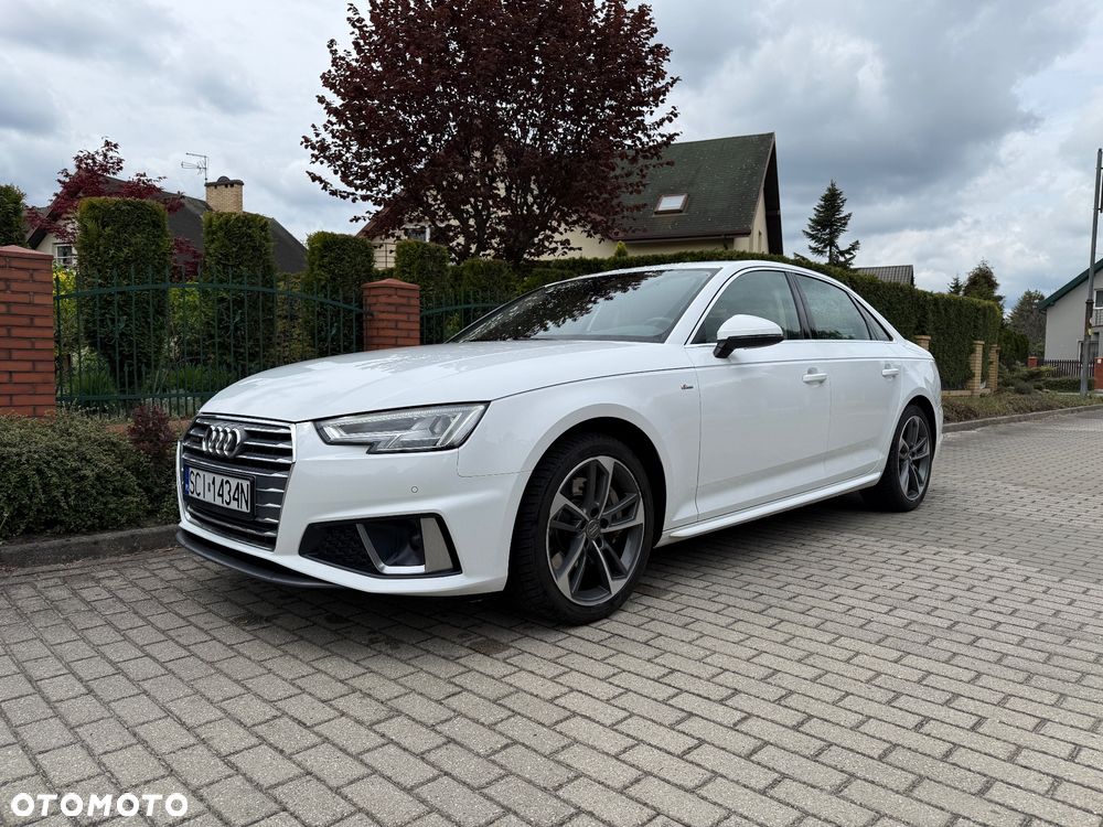 Audi A4 Limousine 45 TFSI Quattro Sport S tronic - 1