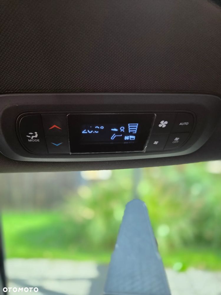 Chrysler Pacifica - 24