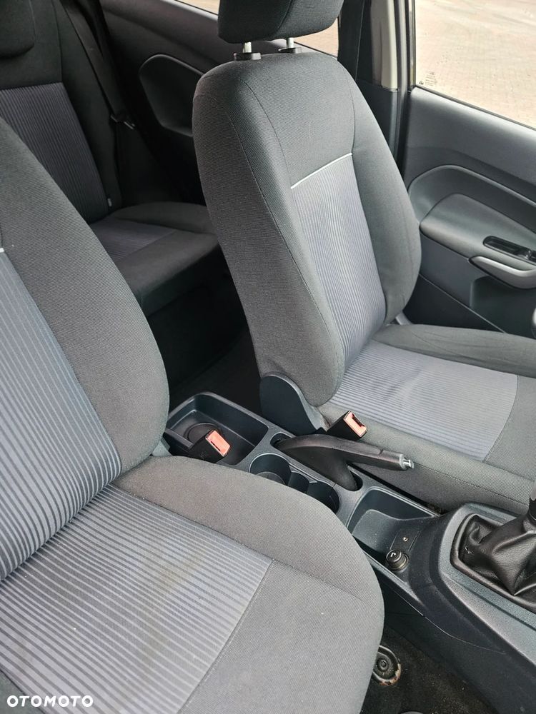 Ford Fiesta 1.25 Trend EU5 - 13