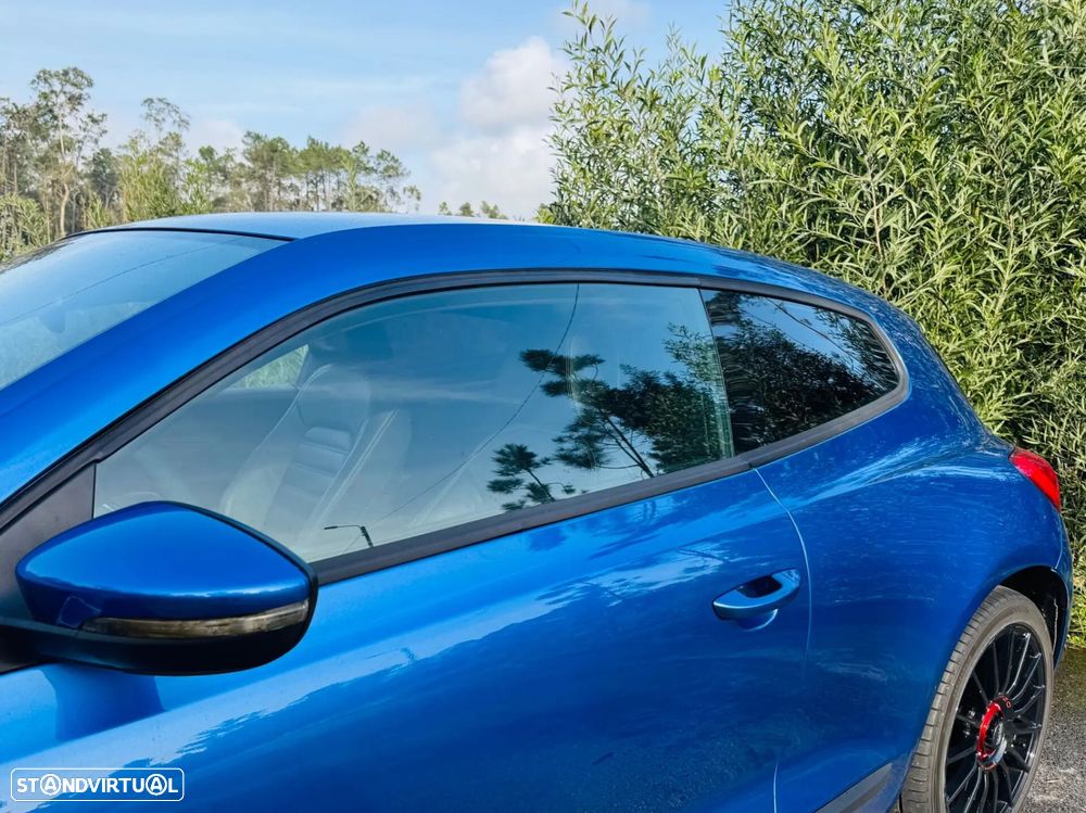 VW Scirocco 2.0 TDI Sport - 4