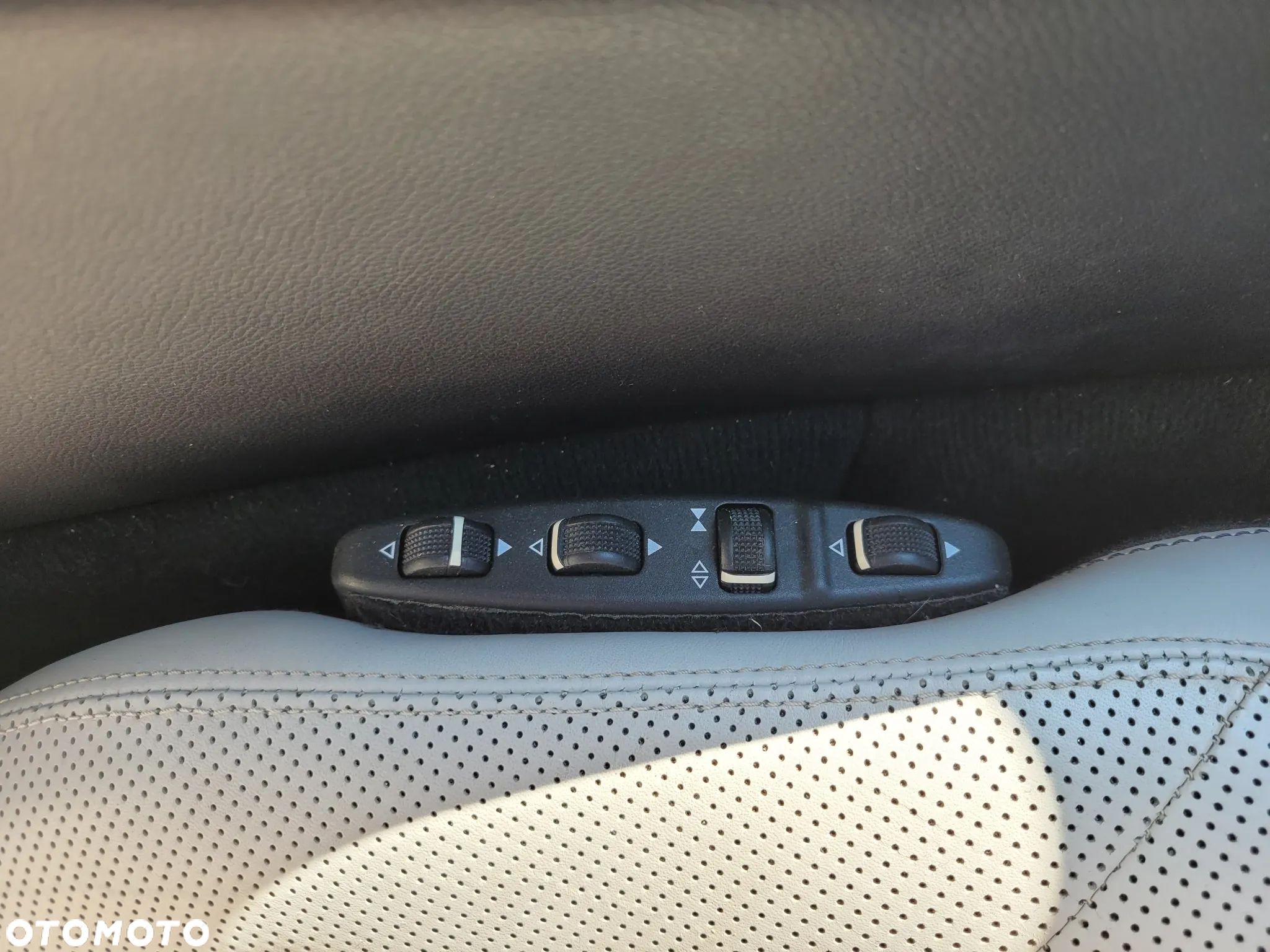 Mercedes-Benz CLS Shooting Brake 350 CDI 4Matic 7G-TRONIC - 28