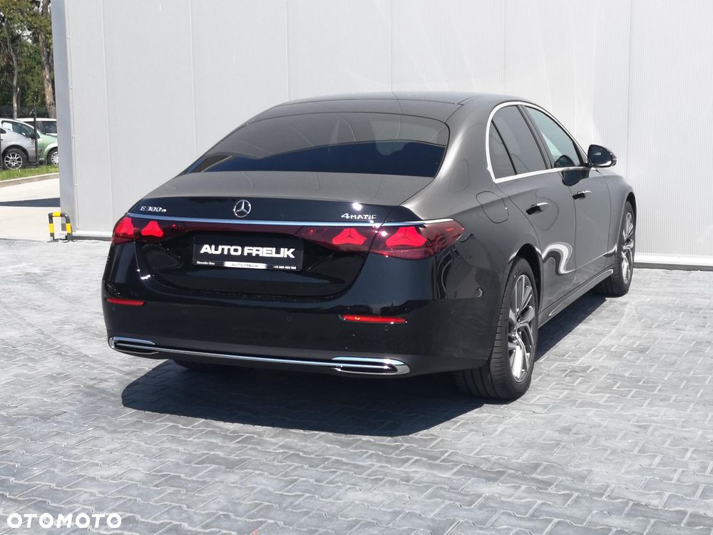 Mercedes-Benz Klasa E - 9