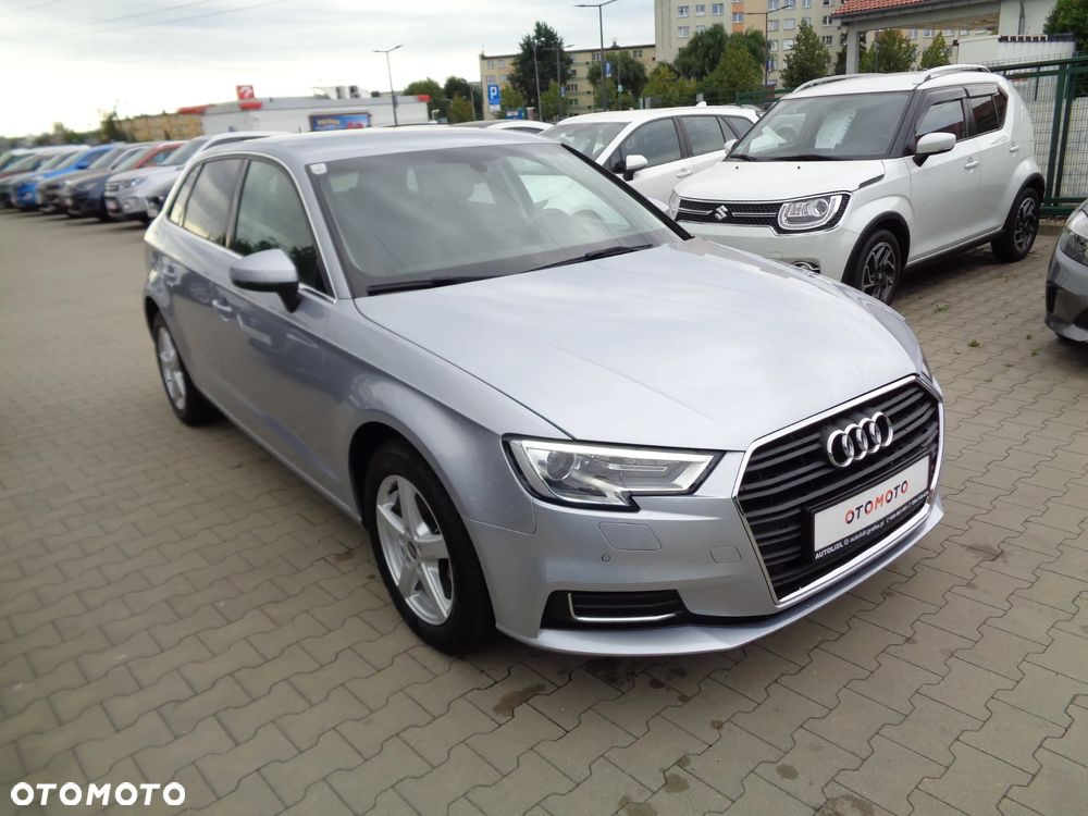 Audi A3 Sportback - 4