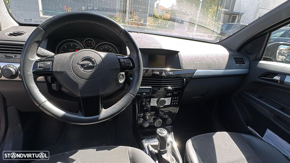 Opel Astra 1.7 CDTI Cosmo ecoFLEX - 4