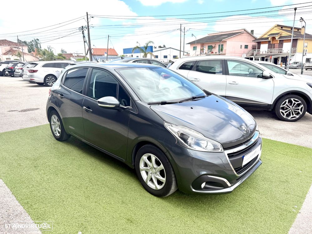 Peugeot 208 1.6 BlueHDi Style - 5
