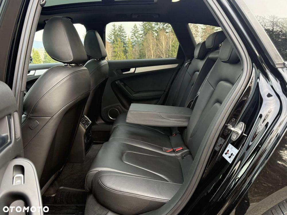 Audi A4 Avant 2.0 TDI DPF multitronic S line Sportpaket - 33