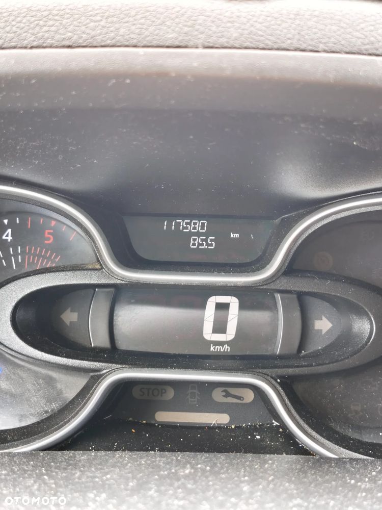 Renault TRAFIC - 11