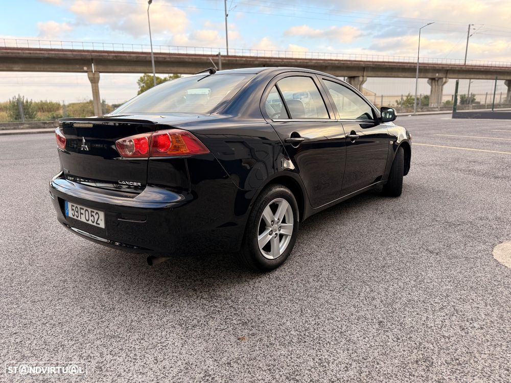 Mitsubishi Lancer 2.0 DI-D Intense - 4