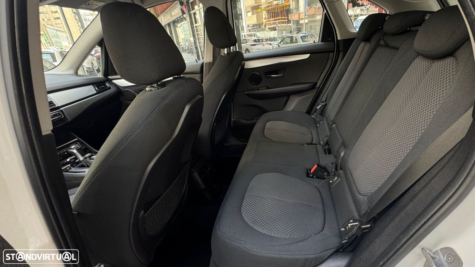BMW 225xe Active Tourer Advantage - 17