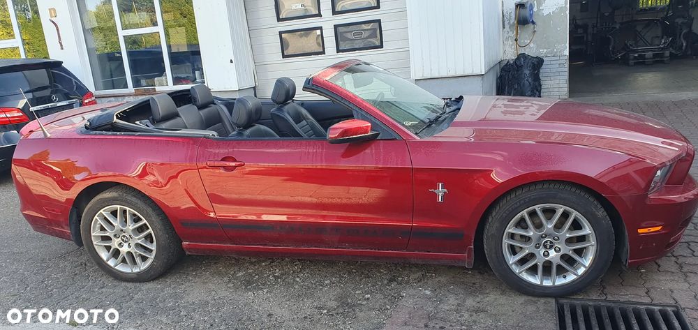 Ford Mustang 3.7 V6 Premium - 13