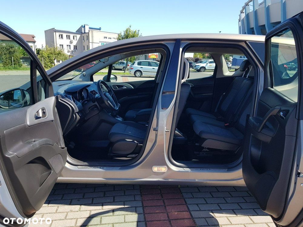 Opel Meriva - 11