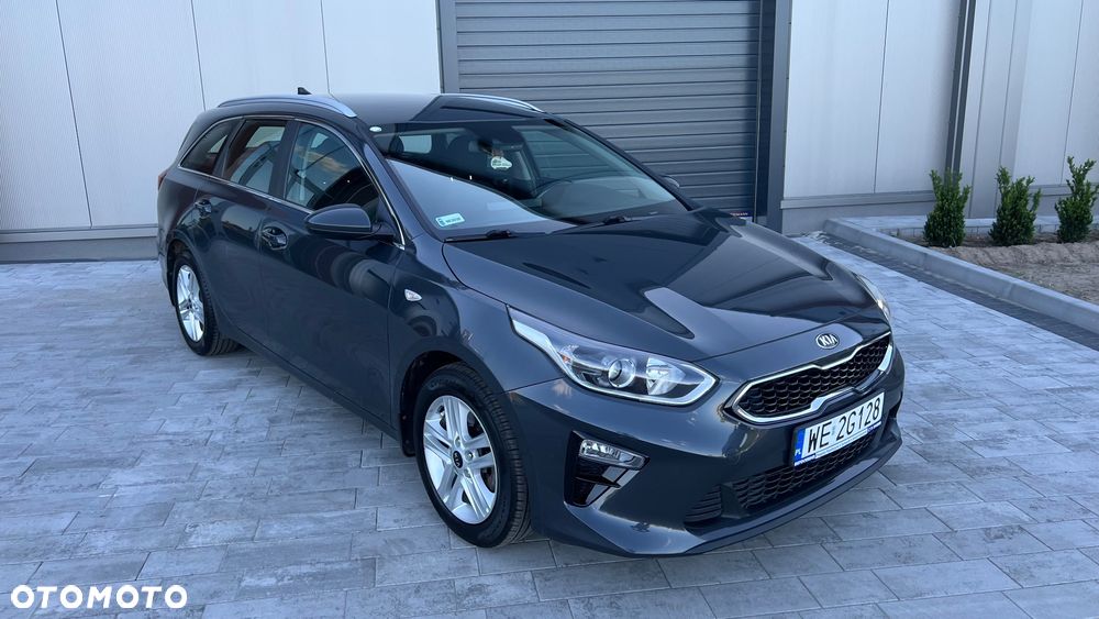 Kia Ceed 1.6 CRDi SCR M - 3