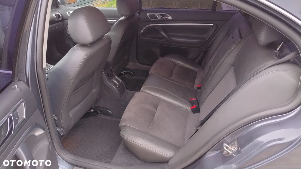 Skoda Superb 1.8 Turbo Comfort - 14