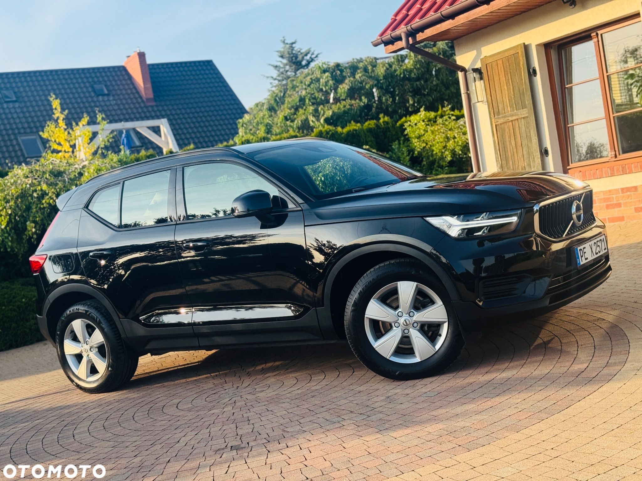 Volvo XC 40 D3 Momentum Pro - 1
