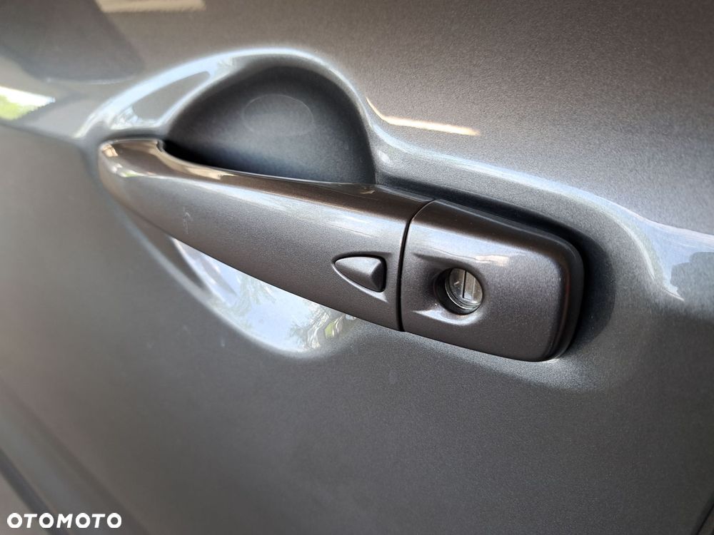 Nissan Qashqai 1.3 DIG-T N-Connecta DCT - 39