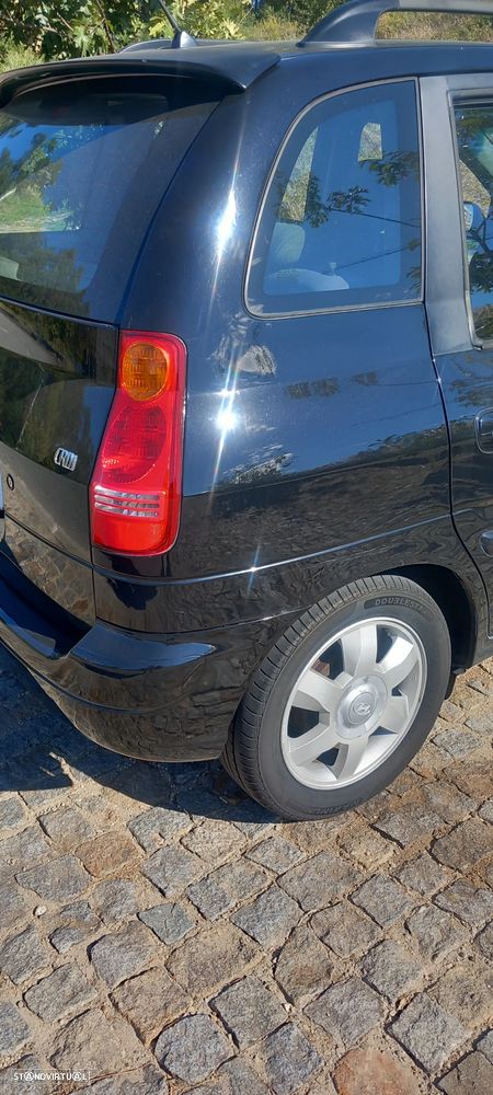 Hyundai Matrix 1.5 CRDi VGT Style - 2