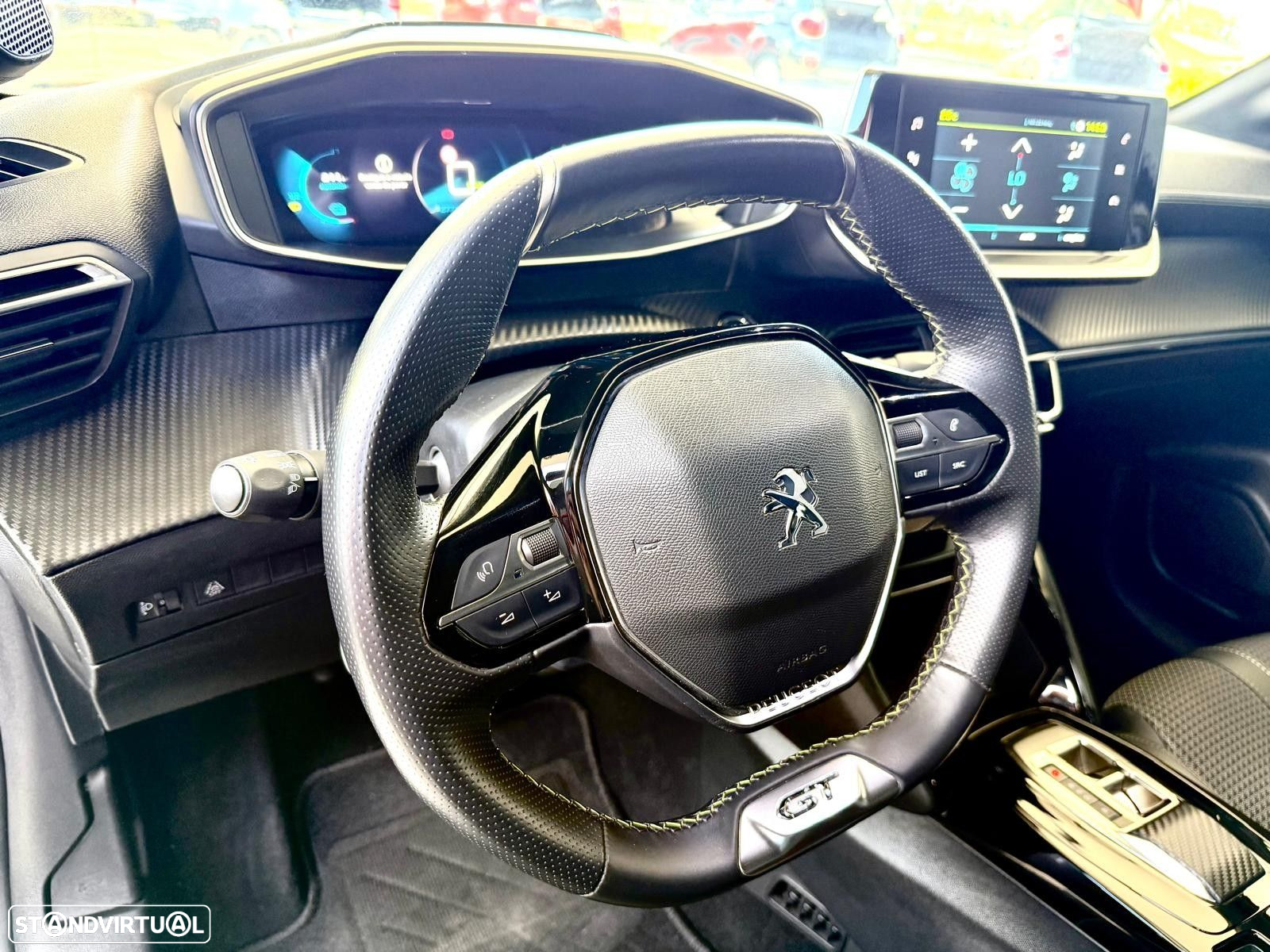 Peugeot e-208 50 kWh GT - 17