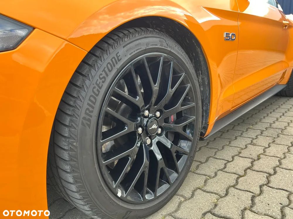 Ford Mustang 5.0 V8 GT - 8