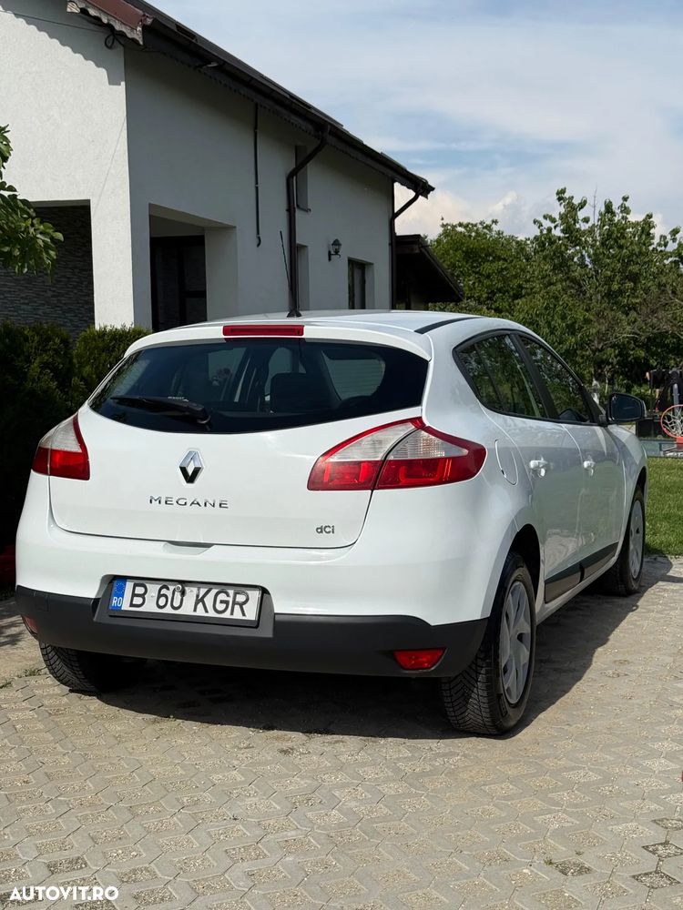 Renault Megane 1.5 dCi Expression - 8